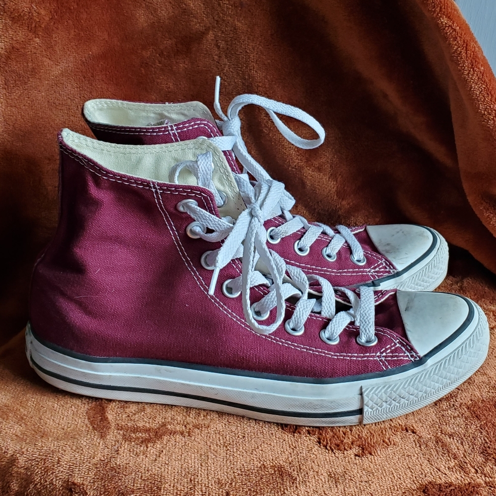 Maroon high top Converse